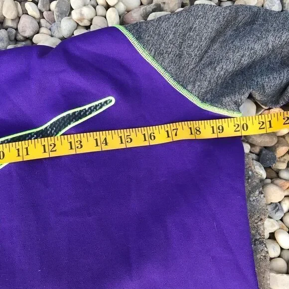 Women’s Nike Hoodie - Picture 9 of 10